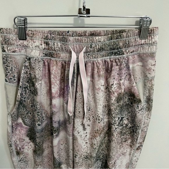 Lululemon Namaskar Pant II Lightweight Jogger Ankle Crop Pants Sugar Crush Multi - Picture 7 of 16